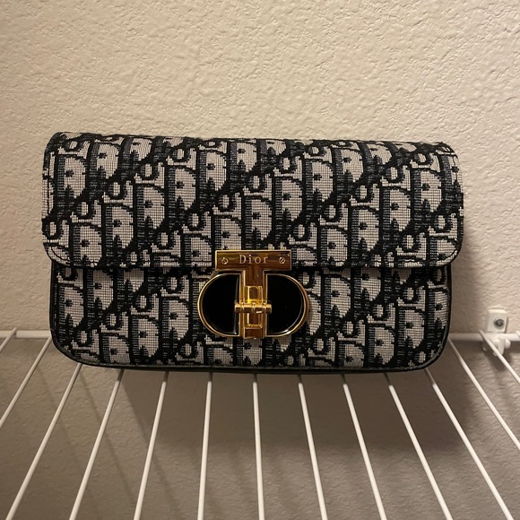Small Dior Bag - Picture 2 of 6